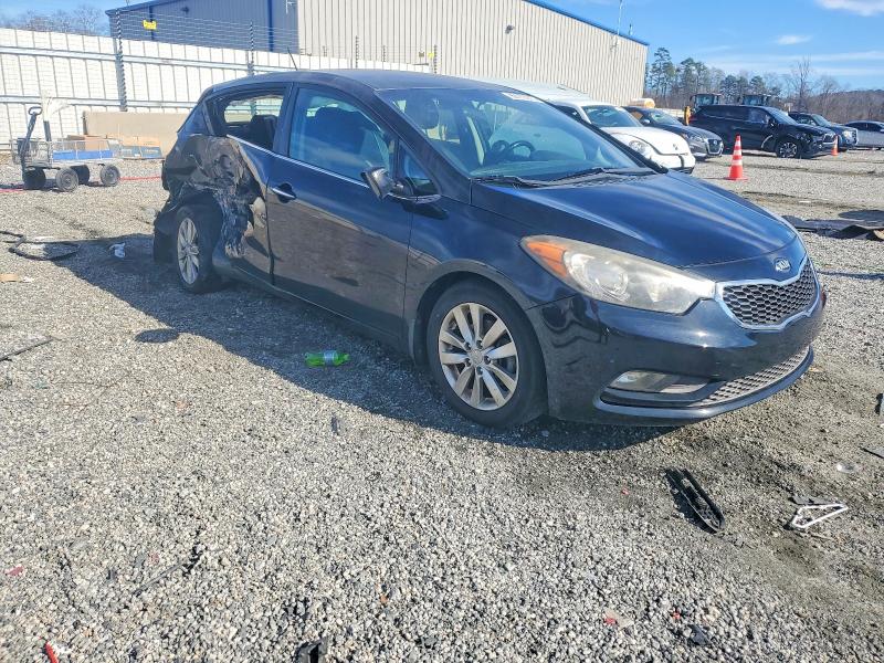 Photo 4 from auction – 2015 KIA FORTE with VIN KNAFX5A89F5399071
