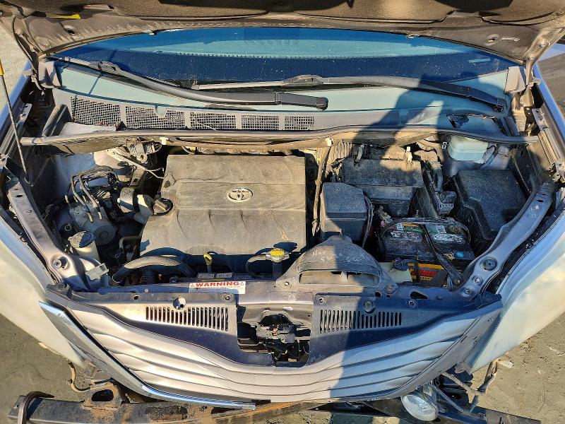 Photo 12 from auction – 2013 TOYOTA SIENNA with VIN 5TDYK3DCXDS337507