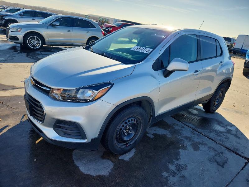 CHEVROLET TRAX 2018 with VIN KL7CJKSB8JB699143 - Photo from auction