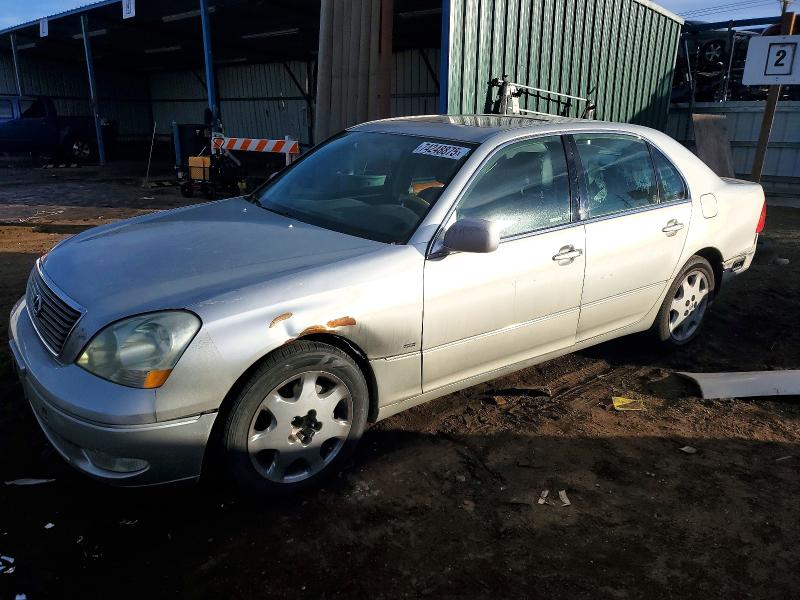 LEXUS LS 430 2001 with VIN JTHBN30F710015904 - Photo from auction