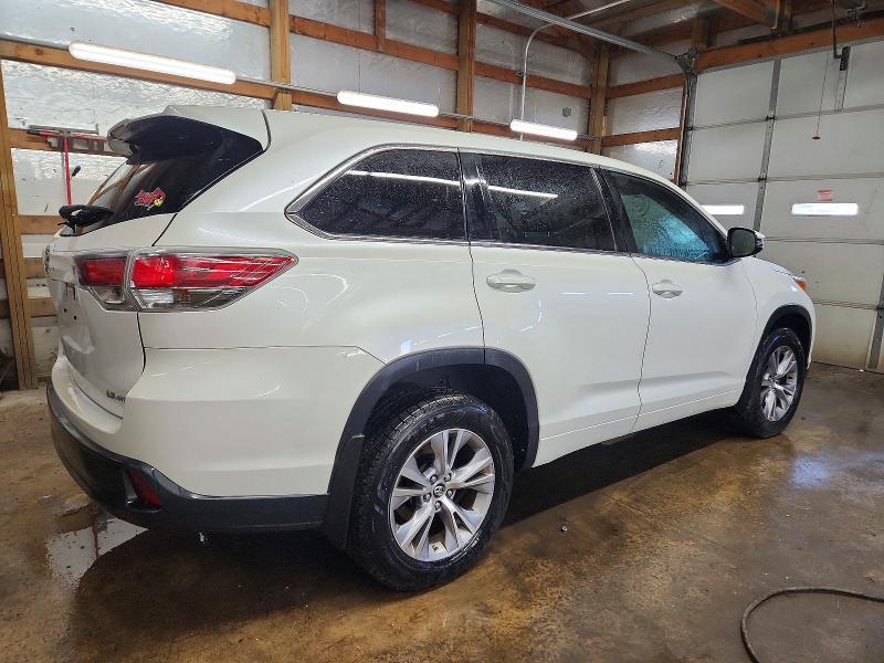 Photo 3 from auction – 2016 TOYOTA HIGHLANDER with VIN 5TDBKRFH8GS330075