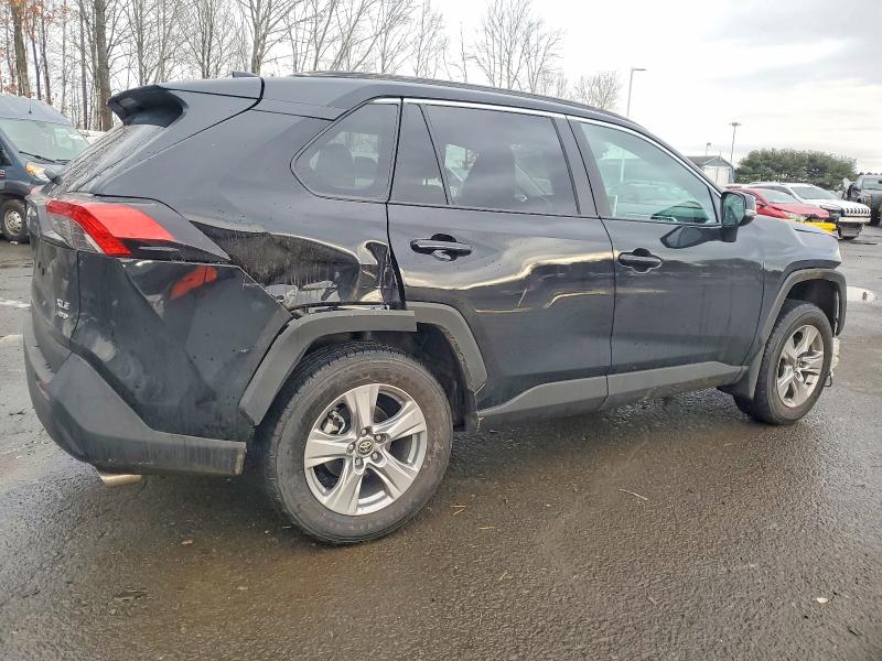 Photo 3 from auction – 2025 TOYOTA RAV4 XLE with VIN 2T3P1RFV9SW589325