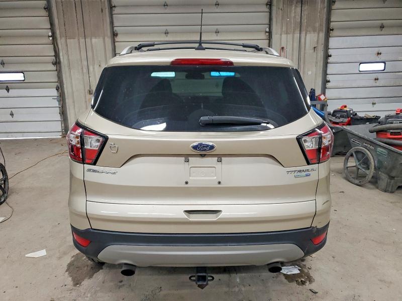 Photo 6 from auction – 2018 FORD ESCAPE with VIN 1FMCU9J96JUC16539