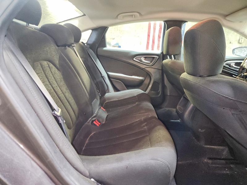 Photo 10 from auction – 2015 CHRYSLER 200 LX with VIN 1C3CCCFB3FN732511
