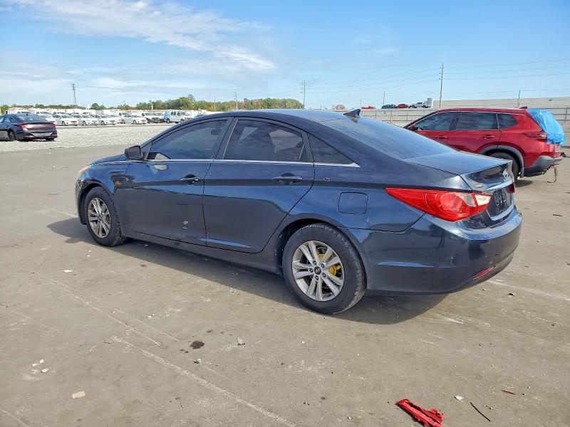 Photo 2 from auction – 2011 HYUNDAI SONATA GLS with VIN 5NPEB4AC4BH115545