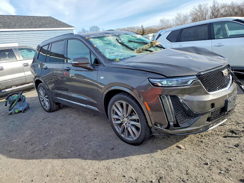 Photo 4 from auction – 2020 CADILLAC XT6 SPORT with VIN 1GYKPHRS2LZ101588