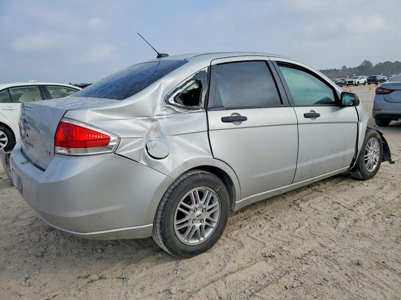 Photo 3 from auction – 2009 FORD FOCUS SE with VIN 1FAHP35N99W198579