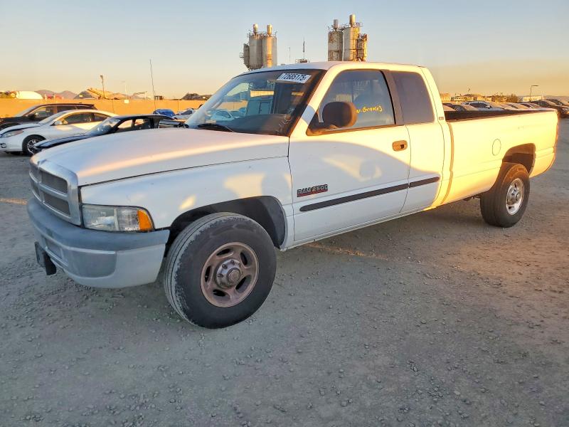 DODGE RAM 2500 2001 with VIN 1B7KC23631J502105 - Photo from auction