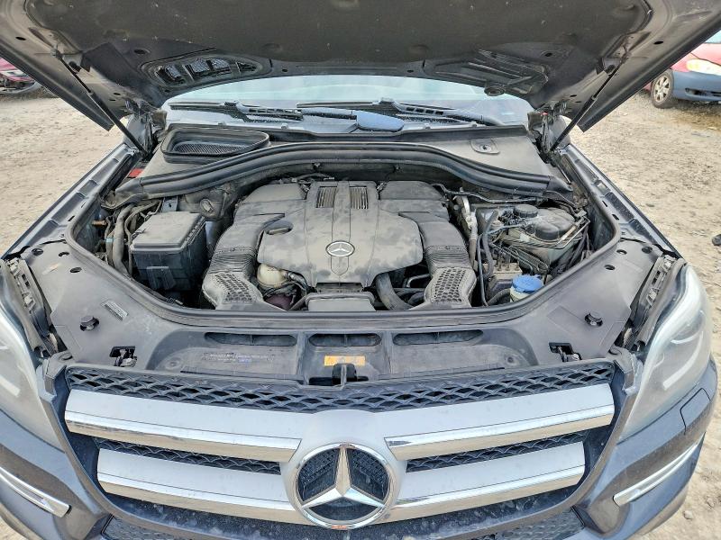 Photo 11 from auction – 2015 MERCEDES-BENZ GL 450 4MA with VIN 4JGDF6EE2FA557868