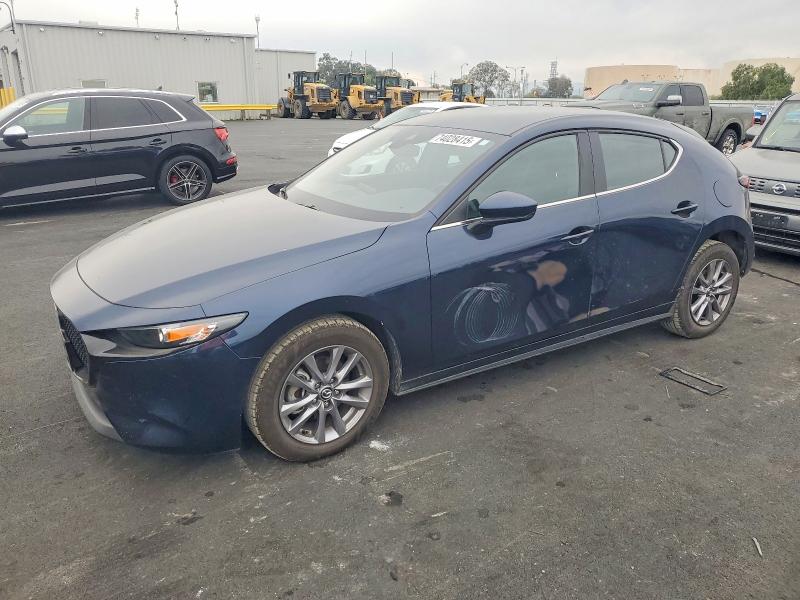MAZDA 3 2021 with VIN JM1BPAJL9M1338984 - Photo from auction