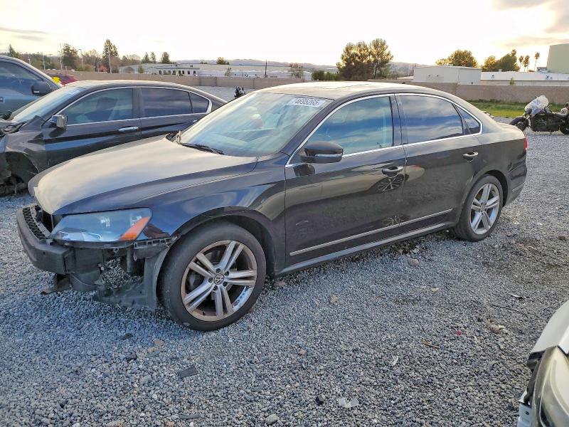 Photo 1 from auction – 2014 VOLKSWAGEN PASSAT SEL with VIN 1VWCN7A3XEC093905