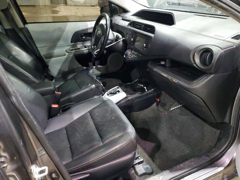 Photo 7 from auction – 2013 TOYOTA PRIUS C with VIN JTDKDTB36D1042856