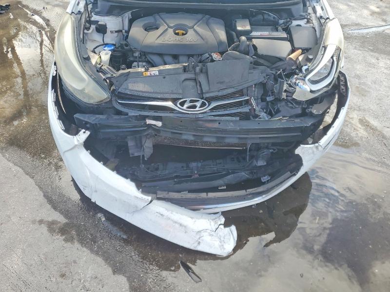 Photo 11 from auction – 2016 HYUNDAI ELANTRA SE with VIN 5NPDH4AE0GH720102