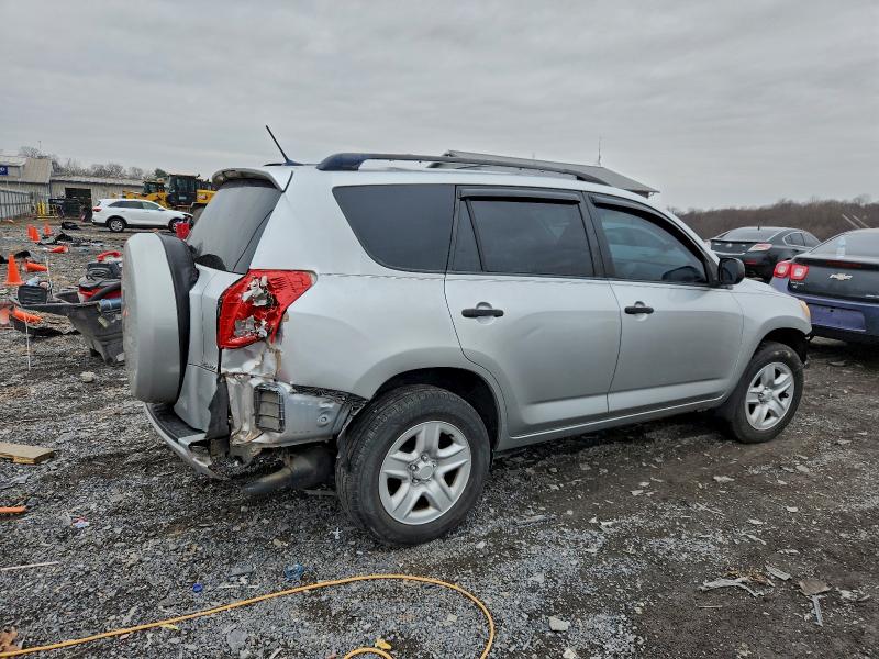 Photo 3 from auction – 2009 TOYOTA RAV4 with VIN JTMBF33V395010764