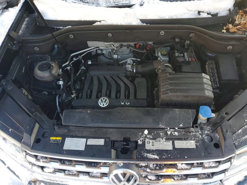 Photo 12 from auction – 2018 VOLKSWAGEN ATLAS with VIN 1V2MR2CA5JC526341