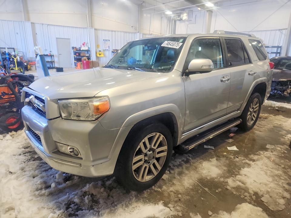 TOYOTA 4RUNNER 2011 with VIN JTEBU5JR5B5075799 - Photo from auction