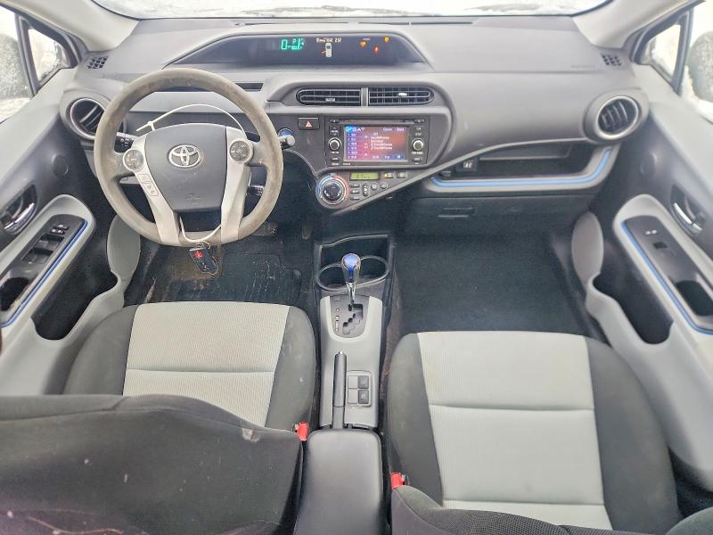 Photo 8 from auction – 2013 TOYOTA PRIUS C with VIN JTDKDTB35D1528428