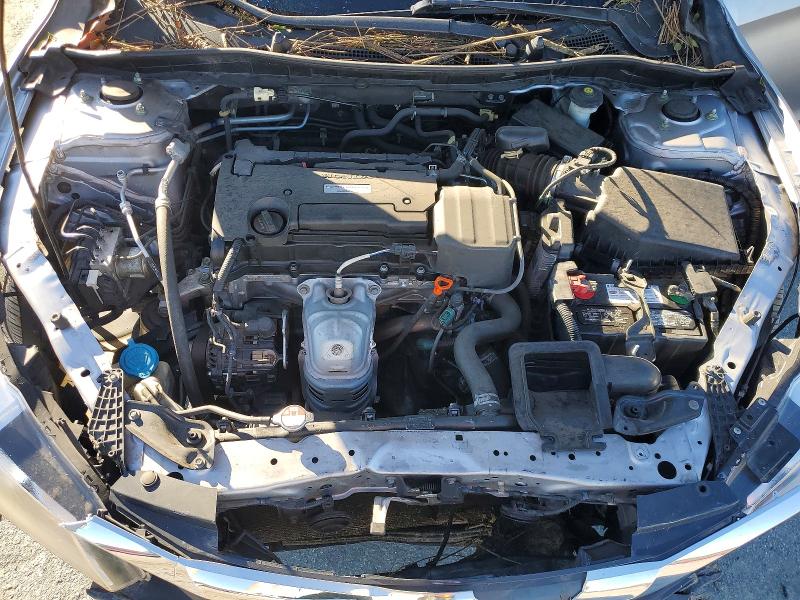 Photo 11 from auction – 2016 HONDA ACCORD with VIN 1HGCR2F39GA227600