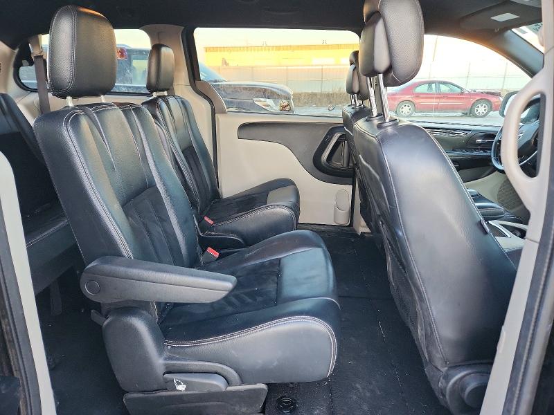 Photo 11 from auction – 2017 DODGE GRAND CARAVAN with VIN 2C4RDGCG0HR716668