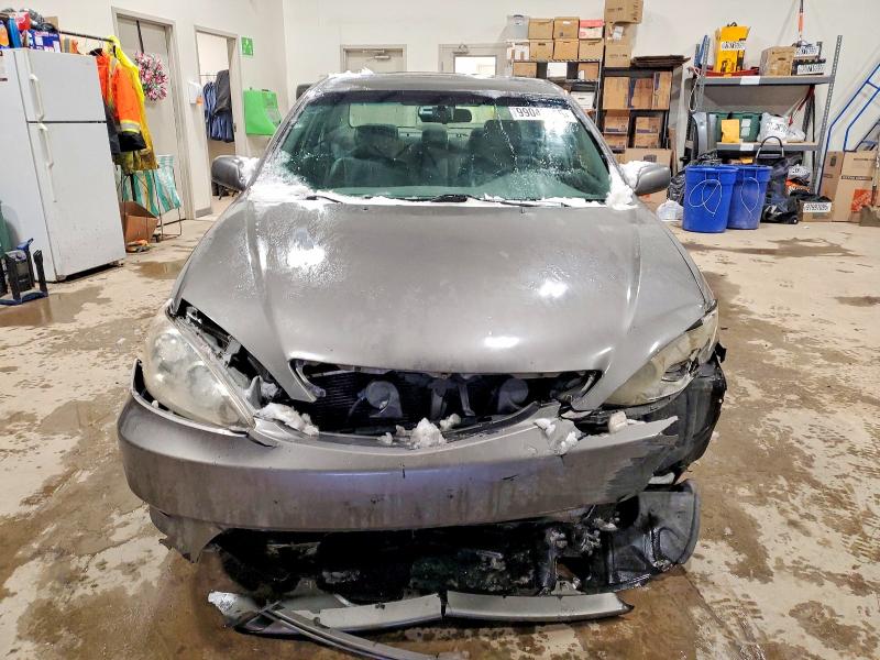 Photo 5 from auction – 2005 TOYOTA CAMRY LE with VIN 4T1BE32K05U528286