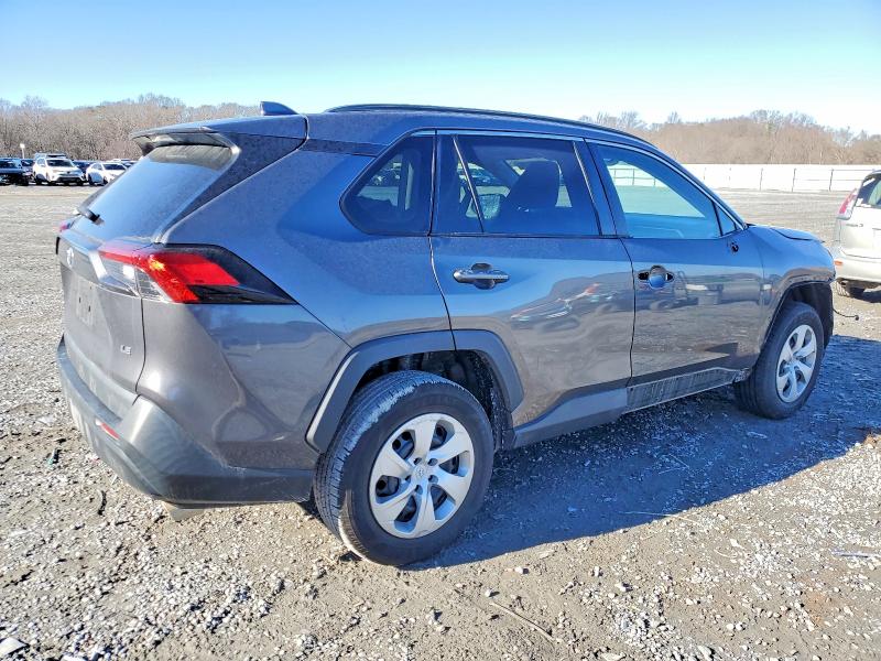 Photo 3 from auction – 2021 TOYOTA RAV4 with VIN 2T3H1RFV1MW163944