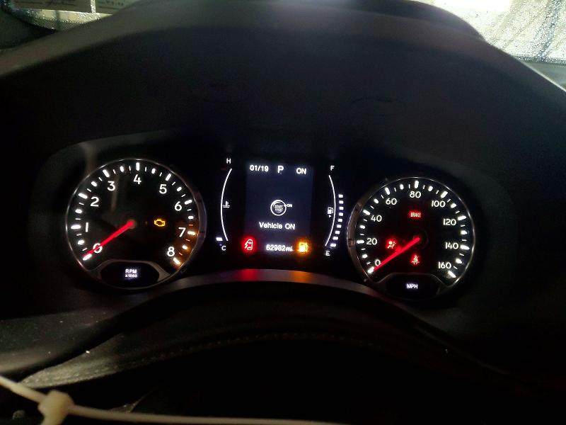 Photo 9 from auction – 2018 JEEP RENEGADE L with VIN ZACCJBBB1JPJ52222