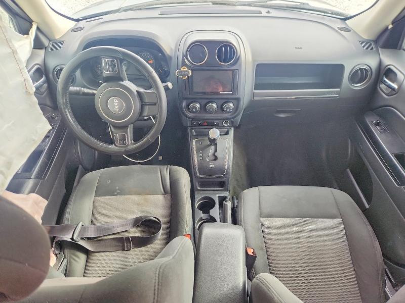 Photo 8 from auction – 2017 JEEP PATRIOT with VIN 1C4NJPFA7HD136920