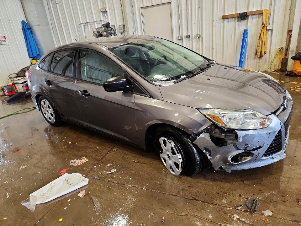 Photo 4 from auction – 2014 FORD FOCUS S with VIN 1FADP3E25EL131493