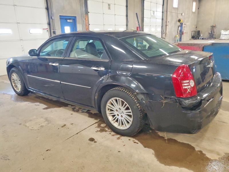 Photo 2 from auction – 2010 CHRYSLER 300 TOURIN with VIN 2C3CA5CV4AH249904