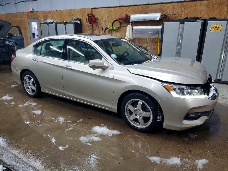 Photo 4 from auction – 2017 HONDA ACCORD EXL with VIN 1HGCR3F81HA024512
