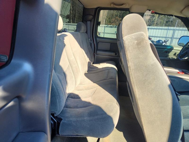 Photo 10 from auction – 2004 CHEVROLET SILVERADO with VIN 2GCEC19T741327151