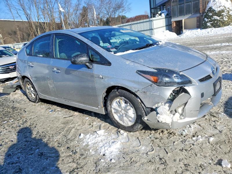 Photo 4 from auction – 2010 TOYOTA PRIUS with VIN JTDKN3DU4A1268800