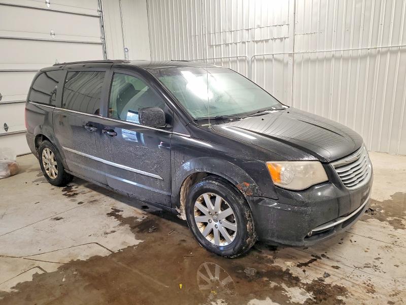 Foto 4 de la subasta – 2013 CHRYSLER TOWN & COU con VIN 2C4RC1BG3DR783003