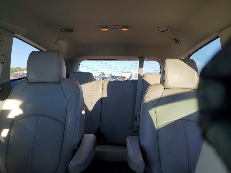 Photo 10 from auction – 2015 CHEVROLET TRAVERSE L with VIN 1GNKRHKD3FJ304222