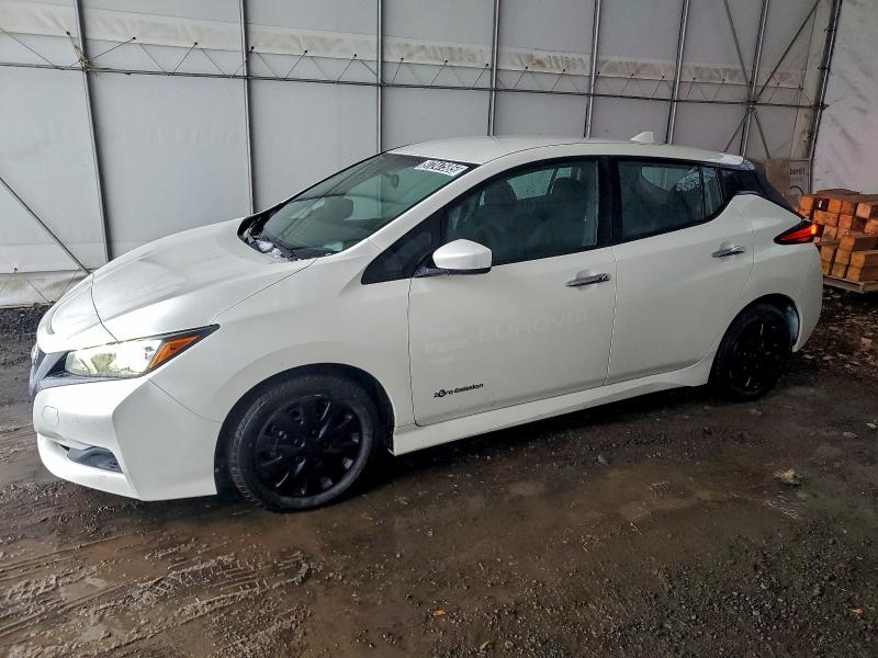NISSAN LEAF S 2018 with VIN 1N4AZ1CP7JC307423 - Photo from auction