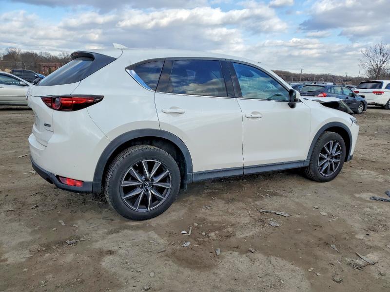 Photo 3 from auction – 2018 MAZDA CX-5 with VIN JM3KFBDMXJ0368727