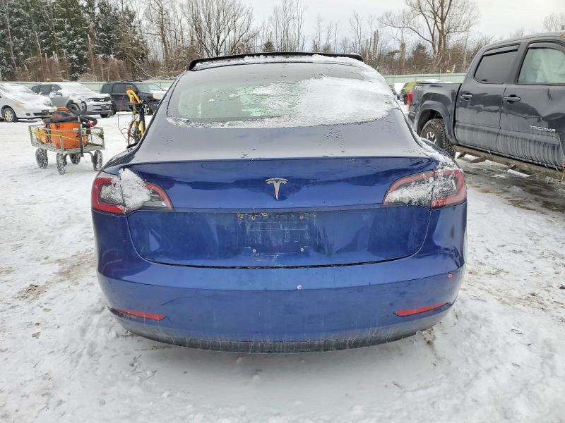 Photo 6 from auction – 2018 TESLA MODEL 3 with VIN 5YJ3E1EA2JF102702
