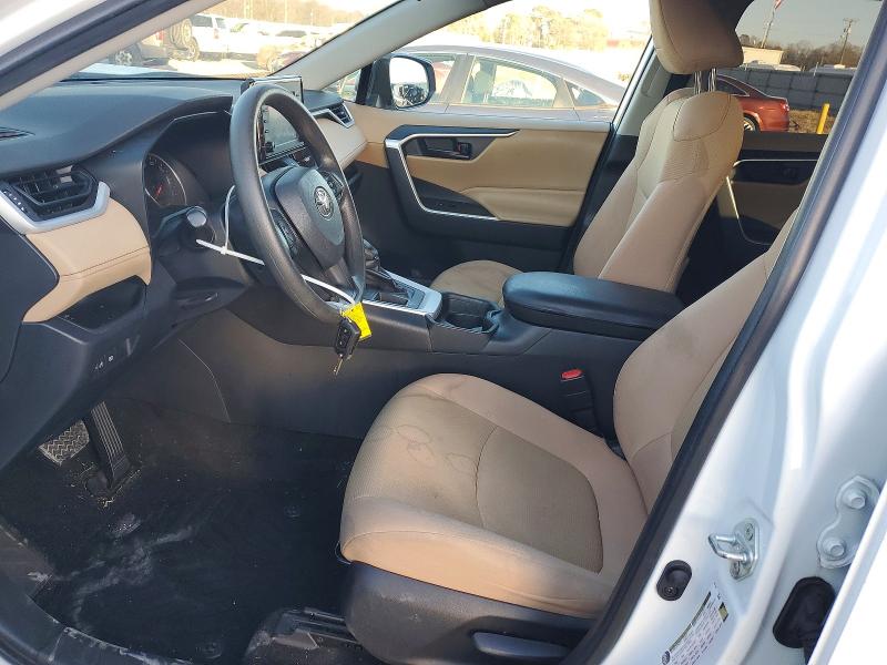Photo 7 from auction – 2019 TOYOTA RAV4 LE with VIN 2T3H1RFV2KW053966