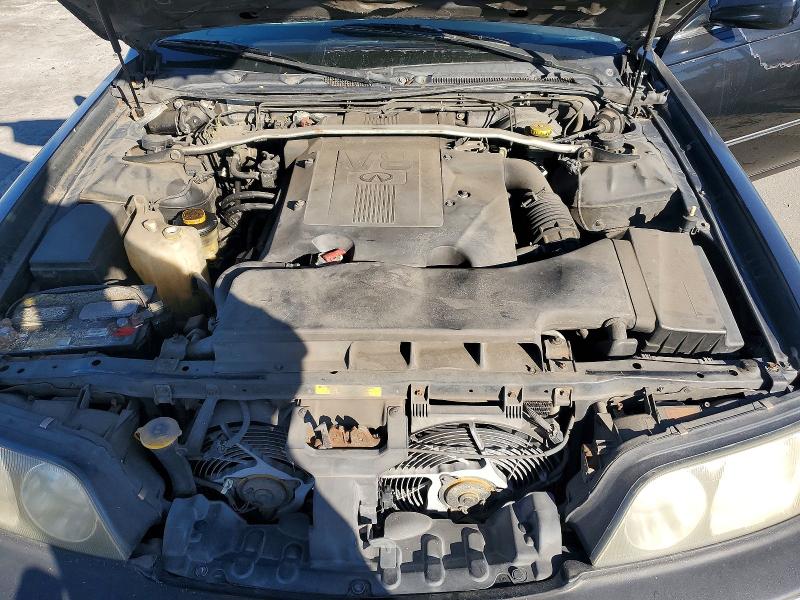 Photo 11 from auction – 2001 INFINITI Q45 BASE with VIN JNKBY31A31M101357