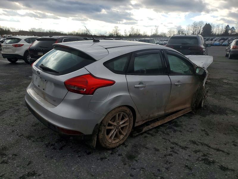 Photo 3 from auction – 2016 FORD FOCUS with VIN 1FADP3K27GL226581