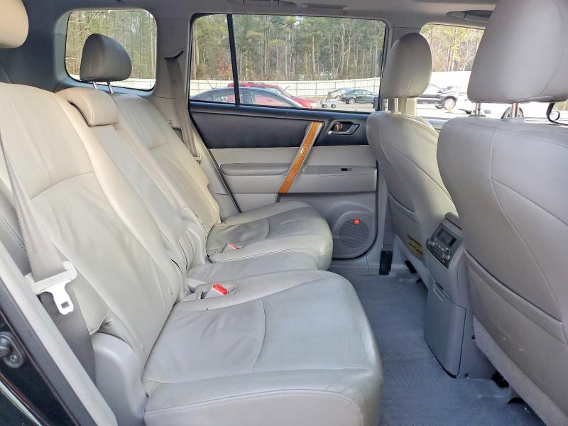 Photo 11 from auction – 2010 TOYOTA HIGHLANDER with VIN JTEJW3EH5A2038358
