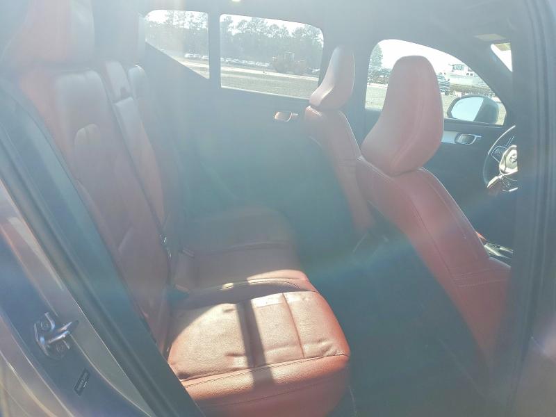 Photo 11 from auction – 2020 VOLVO XC40 T5 MO with VIN YV4162UK9L2273700