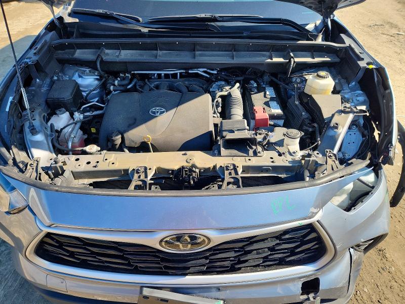 Photo 12 from auction – 2022 TOYOTA HIGHLANDER with VIN 5TDBZRBH0NS247514