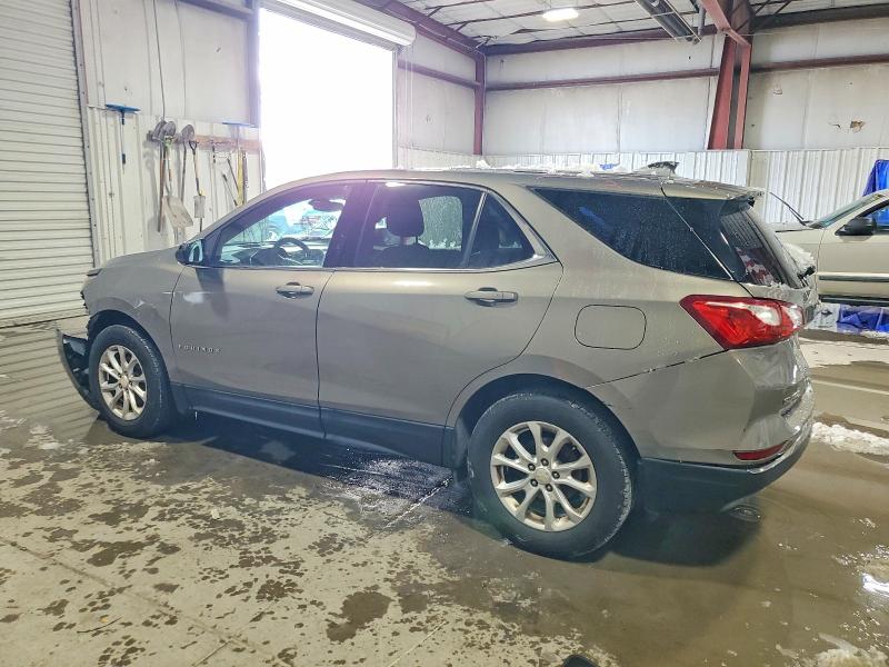 Photo 2 from auction – 2018 CHEVROLET EQUINOX LT with VIN 3GNAXSEV7JS531536