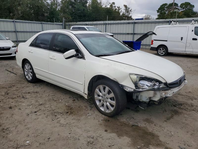 Photo 4 from auction – 2007 HONDA ACCORD with VIN 1HGCM66527A100646