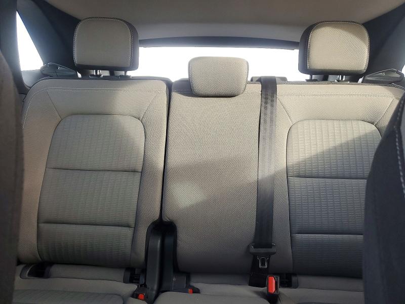 Photo 10 from auction – 2022 FORD ESCAPE S with VIN 1FMCU9F66NUA83138