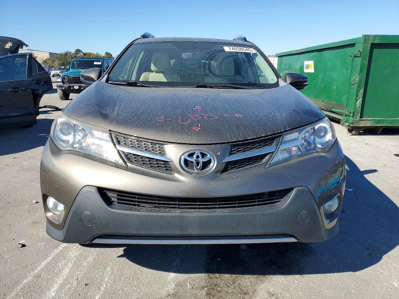 Photo 5 from auction – 2015 TOYOTA RAV4 with VIN 2T3YFREV9FW171201