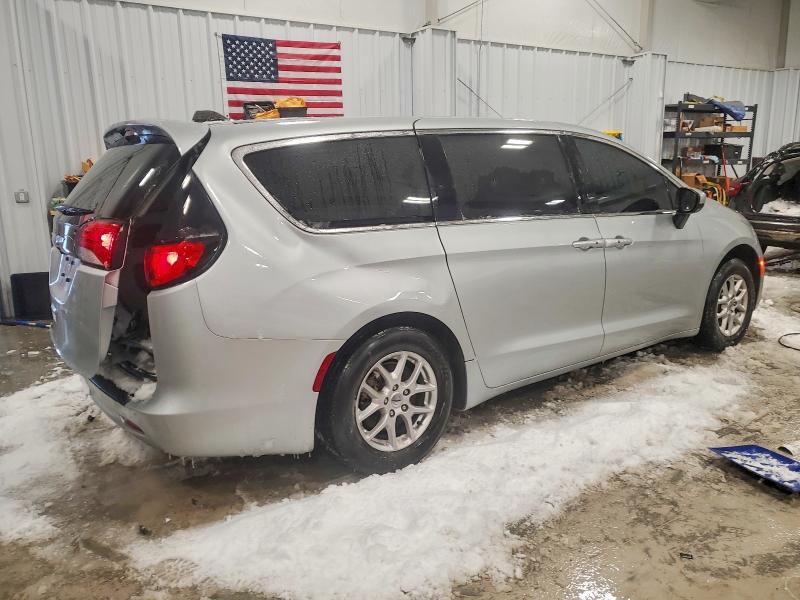 Photo 3 from auction – 2023 CHRYSLER VOYAGER with VIN 2C4RC1CG8PR549992