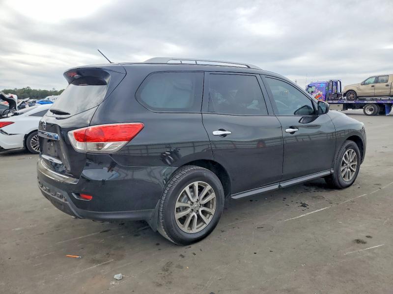 Photo 3 from auction – 2015 NISSAN PATHFINDER with VIN 5N1AR2MN5FC659383