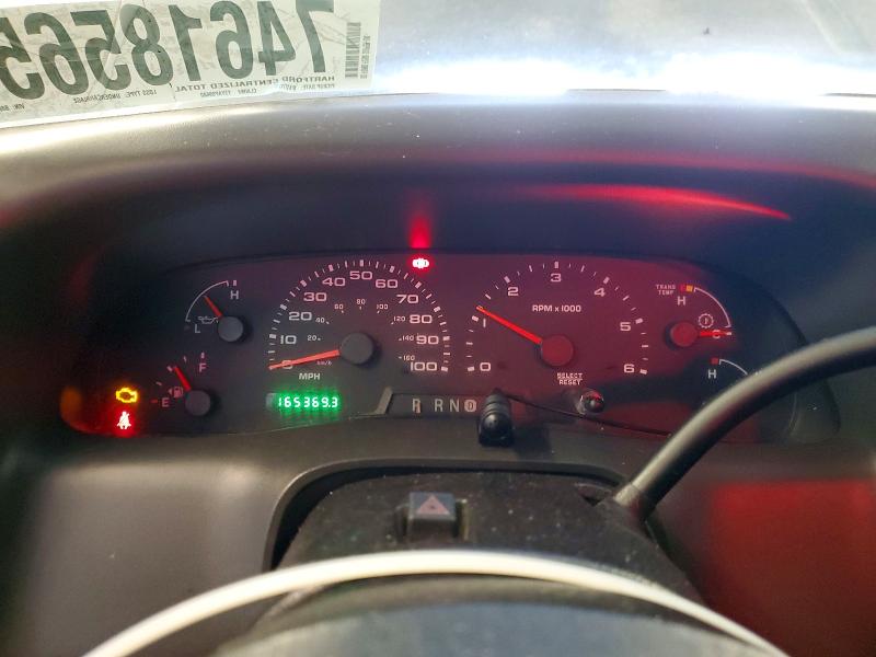 Zdjęcie 9 z aukcji – 2003 FORD F250 SUPER z VIN 1FTNW21S93EB80974